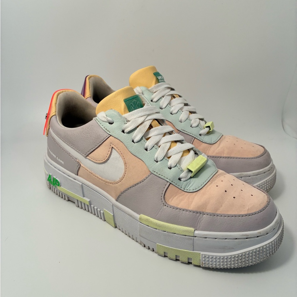 Nike Women's Sneakers in Pastel Multi-Color